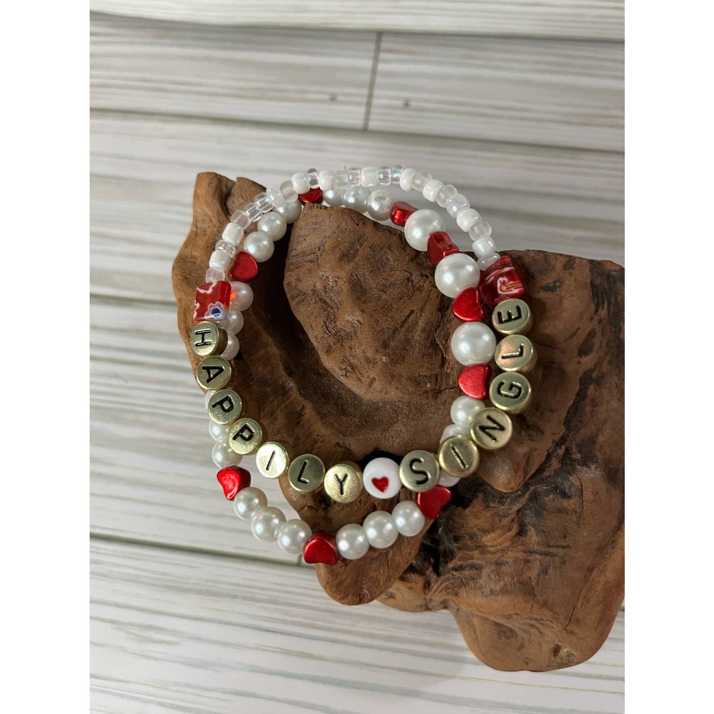 Anti-Valentines Day Bracelet Happily Single